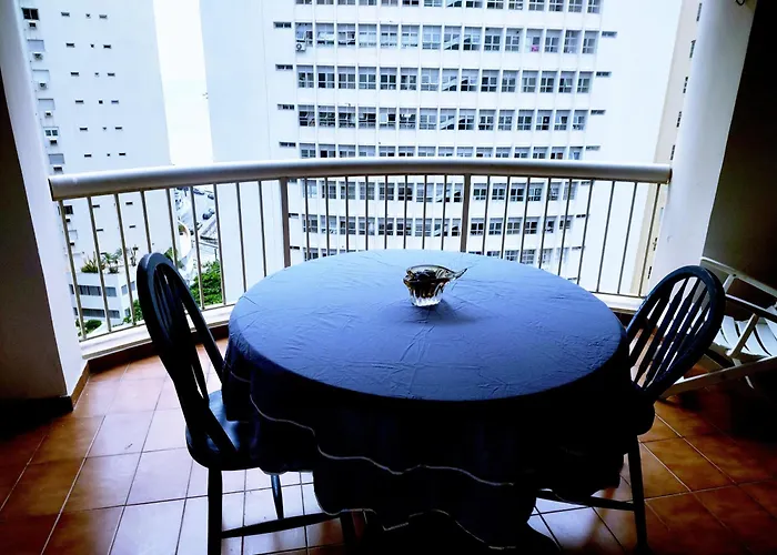 Flat Morro -Maluf Guaruja - 3 Min A Pe Praia